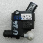 KIA Sportage Hyundai i20 Oriģinālais mazgāšanas šķidruma sūknis priekšējā stikla mazgātājs 985102W500