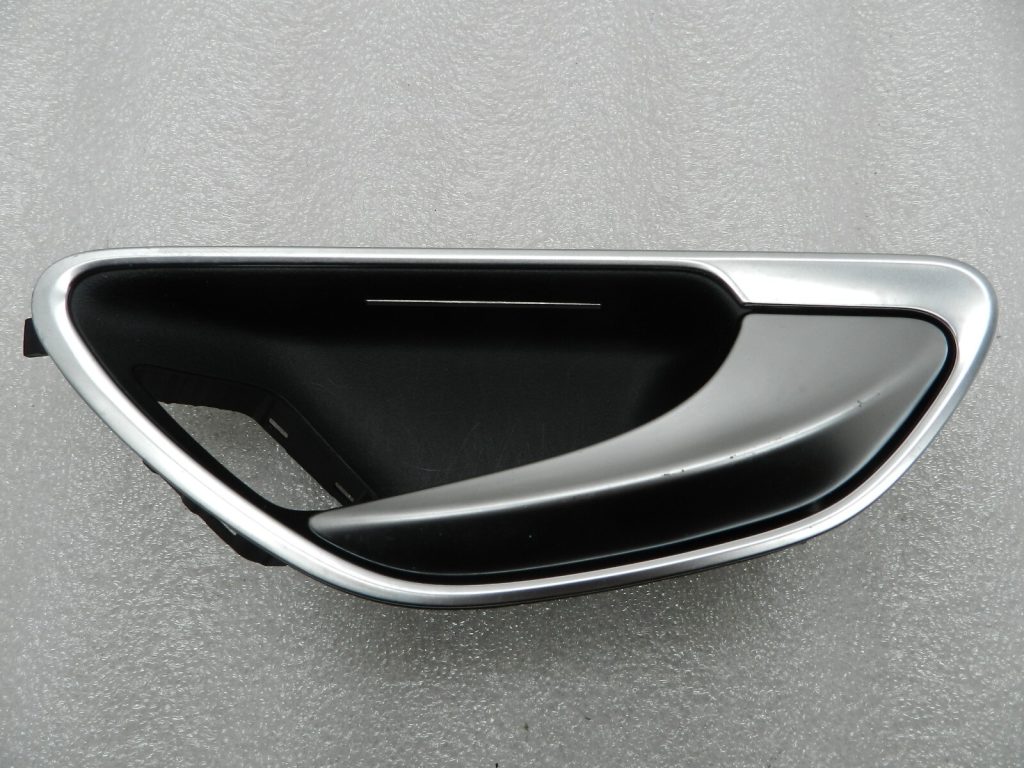 Mercedes C-Class W205 C220D Ручка открывания двери внутренняя передняя правая a2057600200