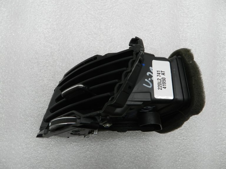Kia Sportage III MK3 oriģināls ventilācijas režģis kreisais