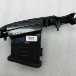 Kia Sedona karnevāla centra ventilācijas režģis Labais X4d974-40000