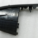 Kia Sedona Carnival centrālā ventilācijas restīte kreisā X4d974-30000