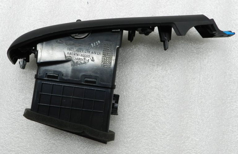 Kia Sedona Carnival centrālā ventilācijas restīte kreisā X4d974-30000