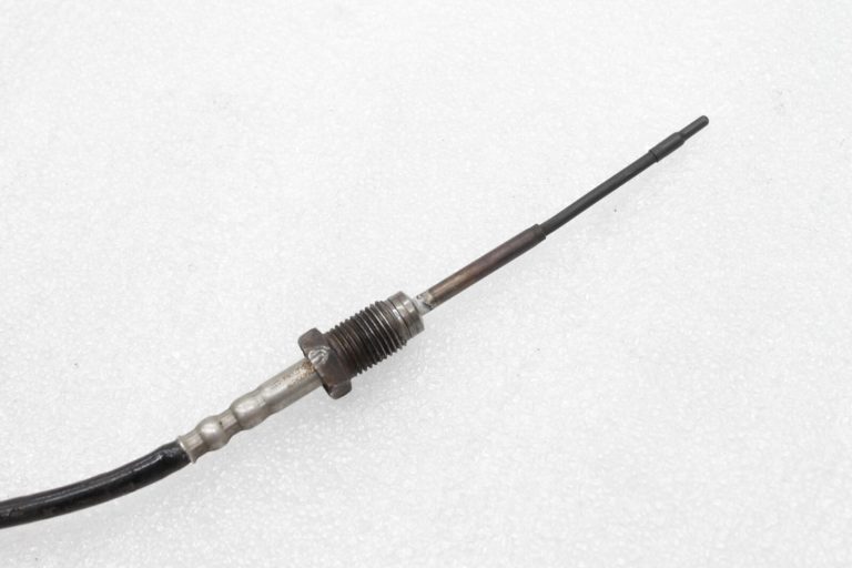 Renault Scenic Trafic III Nissan X-Trail DPF izplūdes gāzu temperatūras sensors 226400467R