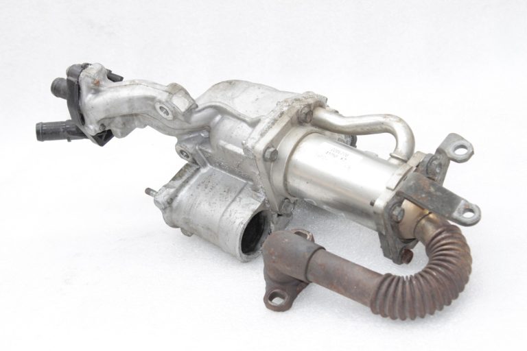Oriģinālais Renault Kangoo II 1.5 dCi EGR vārsta izplūdes gāzu dzesētājs 147102974R, 7701060994