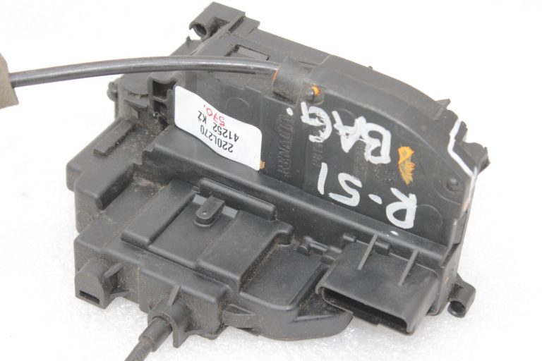 Oriģinālais Renault Kangoo II aizmugurējo durvju slēdzene aizmugurējā kreisā 8200542399