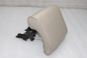 Lancia Thema II Aizmugurējo centrālo sēdekļu galvas balsts Mochacino āda K68104601AA