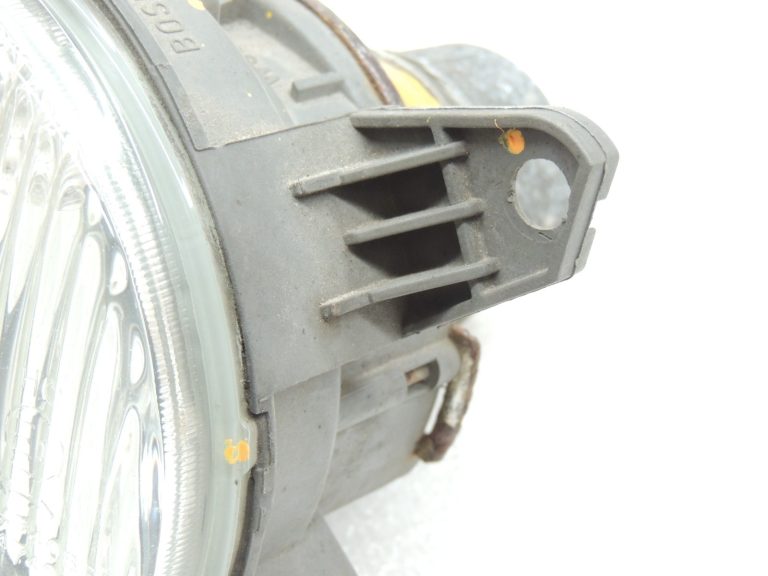 Oriģinālie BMW E34 Halogen Bosch tuvās gaismas lukturi 1305300058 1305211901