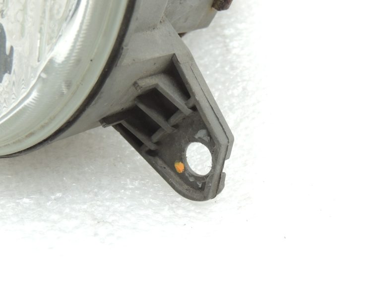 Oriģinālie BMW E34 Halogen Bosch tuvās gaismas lukturi 1305300058 1305211901