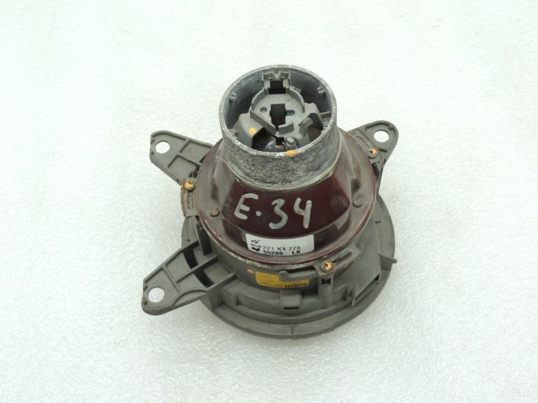 Oriģinālie BMW E34 Halogen Bosch tuvās gaismas lukturi 1305300058 1305211901