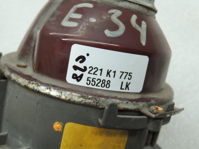 Oriģinālie BMW E34 Halogen Bosch tuvās gaismas lukturi 1305300058 1305211901