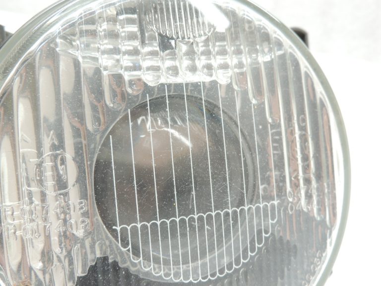 Oriģinālie BMW E34 Halogen Bosch tuvās gaismas lukturi 1305300058 1305211901