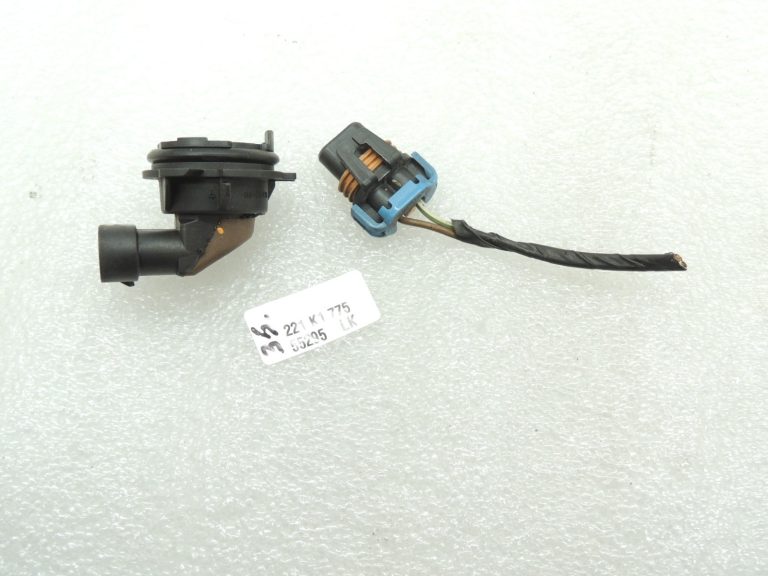 Oriģinālais BMW E39 facelift ksenona lukturu tālās gaismas spuldzes turētājs 63126904051