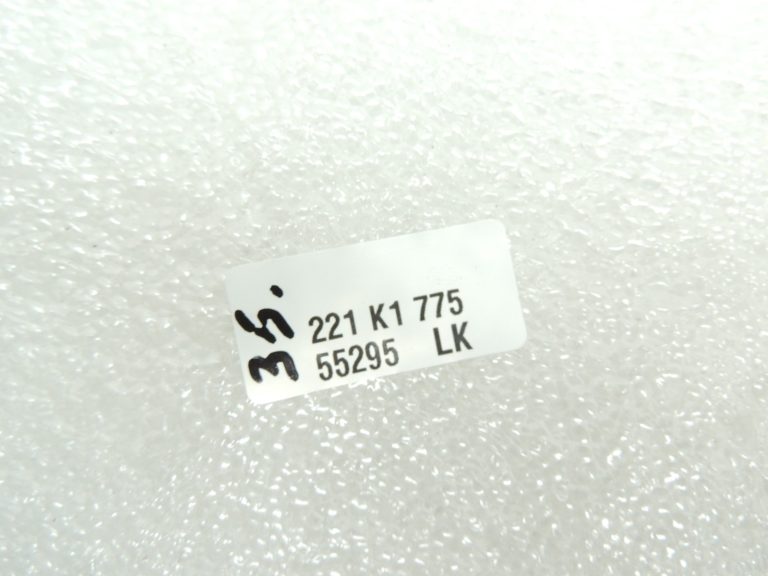 Oriģinālais BMW E39 facelift ksenona lukturu tālās gaismas spuldzes turētājs 63126904051