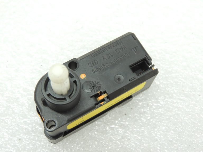 Priekšējo lukturu LWR priekšējo lukturu izlīdzināšanas servomotors Bosch 0307853324