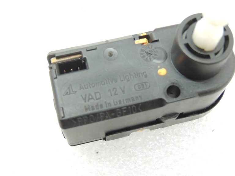 Priekšējo lukturu LWR priekšējo lukturu izlīdzināšanas servomotors Bosch 0307853324
