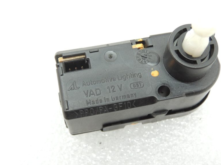Priekšējo lukturu LWR priekšējo lukturu izlīdzināšanas servomotors Bosch 0307853324