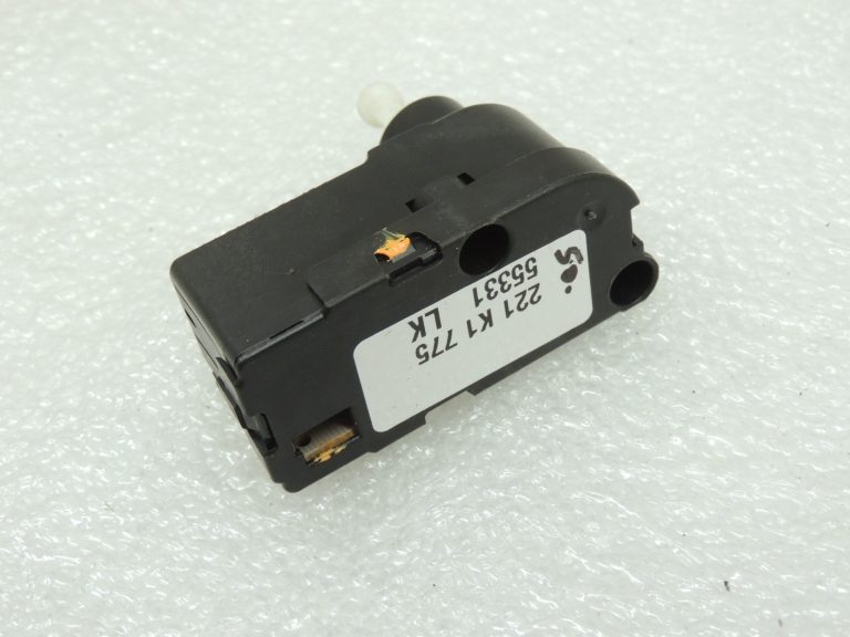 Priekšējo lukturu LWR priekšējo lukturu izlīdzināšanas servomotors Bosch 0307853324