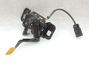 Opel Zafira C hood lock 39085674 Engine hood lock 13371992
