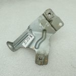 Opel Zafira C Priekšējais kreisais dubļusarga kronšteins GEV 13282439