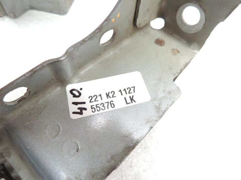 Opel Zafira C priekšējo augšējo montāžas kronšteinu komplekts 13374843 13374842