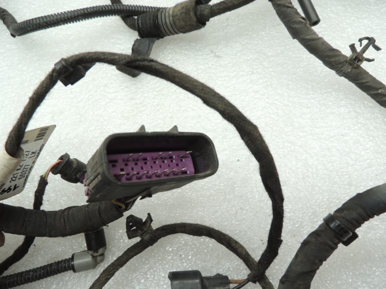Opel Zafira C 2,0CDTi B16DTH Dzinēja nodalījuma elektroinstalācijas krosne 13382168 Dzinēja nodalījuma elektroinstalācijas krosne