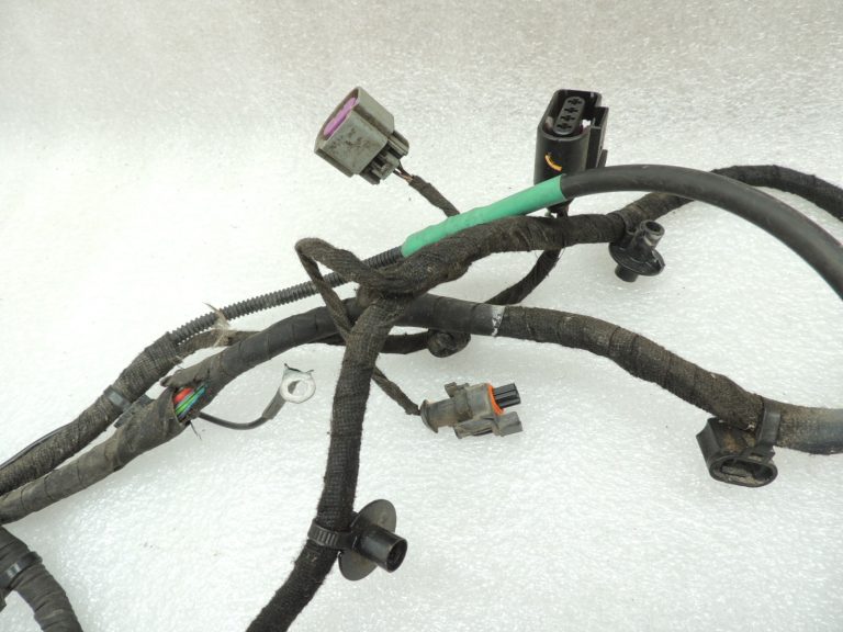 Opel Zafira C 2,0CDTi B16DTH Dzinēja nodalījuma elektroinstalācijas krosne 13382168 Dzinēja nodalījuma elektroinstalācijas krosne