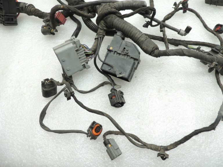 Opel Zafira C 2,0CDTi B16DTH Dzinēja nodalījuma elektroinstalācijas krosne 13382168 Dzinēja nodalījuma elektroinstalācijas krosne