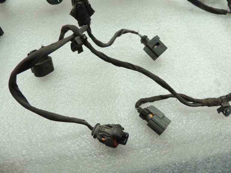 Opel Zafira C 2,0CDTi B16DTH Dzinēja nodalījuma elektroinstalācijas krosne 13382168 Dzinēja nodalījuma elektroinstalācijas krosne