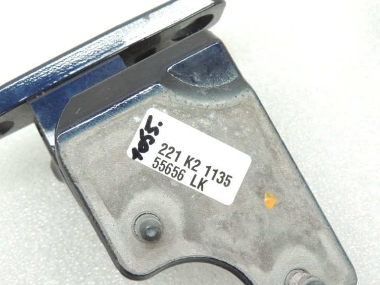 Mercedes W205 Aizmugurējo labās puses durvju viru komplekts A2057300437 890U Canvasite Blue