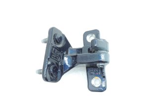 Mercedes W205 aizmugurējā kreisā durvju augšējā eņģe A2057300137 890U Canvasite Blue