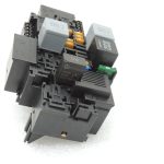 Oriģinālais Mercedes C klases W205 drošinātāju kārba Releju kaste A2229063202