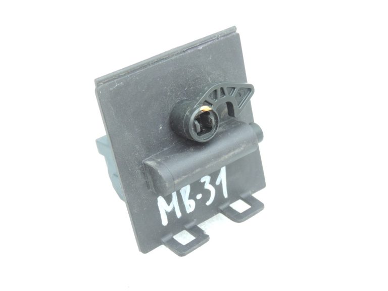 Mercedes Benz W176 W246 W205 degvielas uzpildes vāka bloķēšanas mehānisms A0008207703