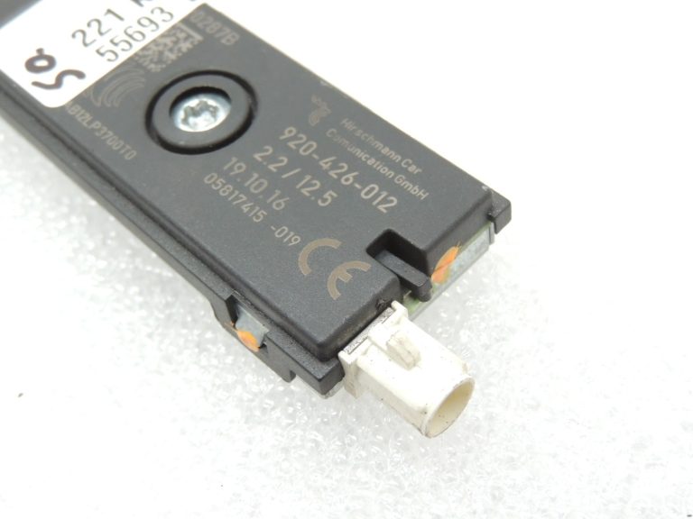 Oriģinālā Mercedes Benz antenas pastiprinātāja vadības bloks A2229055804