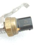 Oriģinālais Mercedes Benz C220d 651.921 Degvielas spiediena sensors A6510703981