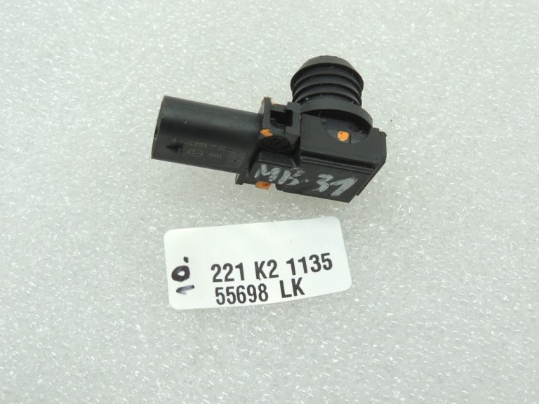 Mercedes C-klases W205 bremžu pastiprinātāja spiediena sensors A0009051701