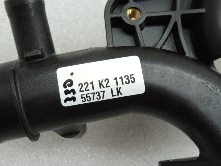 Oriģinālais Mercedes Benz C220d 651.921 Dzesēšanas šķidruma atloks A6512001556 Turētājs
