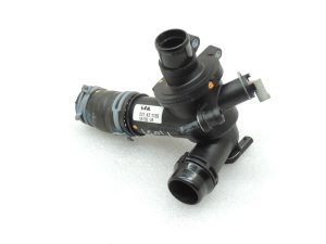 Oriģinālais Mercedes Benz C220d 651.921 termostata korpuss Termostats A6512001300