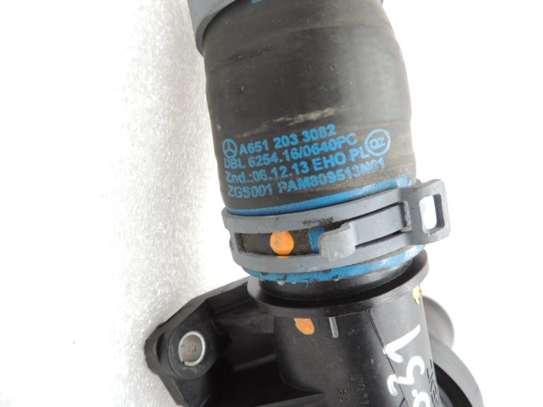 Oriģinālais Mercedes Benz C220d 651.921 termostata korpuss Termostats A6512001300