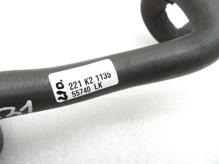 Oriģinālā Mercedes Benz C220d 651.921 Ūdens šļūtene dzesēšanas šķidruma šļūtene A2058301902
