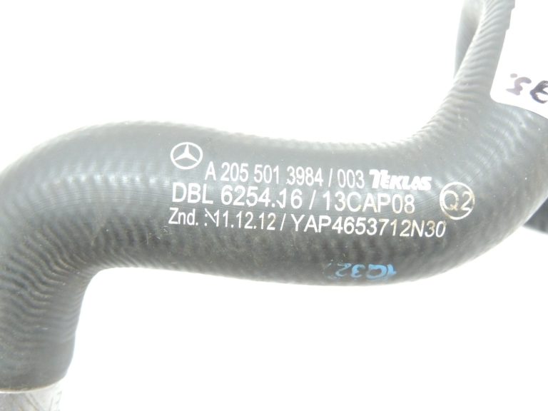 Oriģinālā Mercedes Benz C220d 651.921 Ūdens šļūtene Dzesēšanas šķidruma šļūtene A2055013984