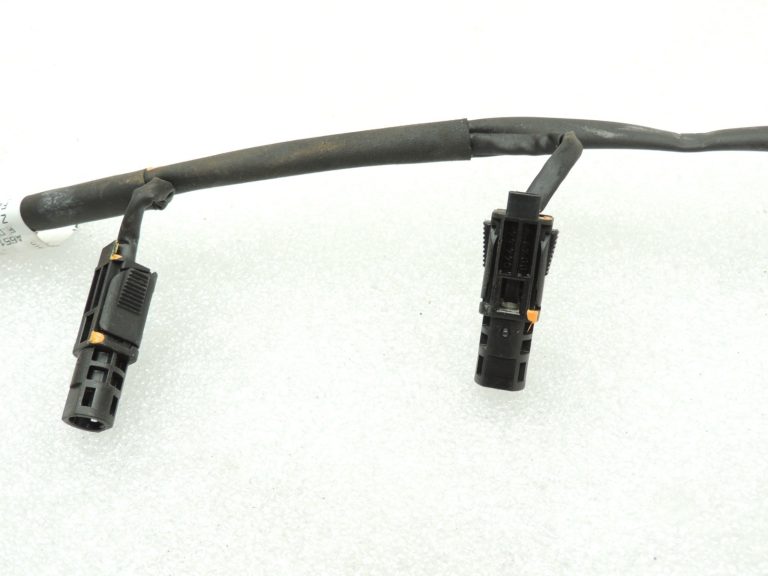 Oriģinālās Mercedes Benz OM651 oriģinālās vadu instalācijas kvēlspuldzes A6511501333