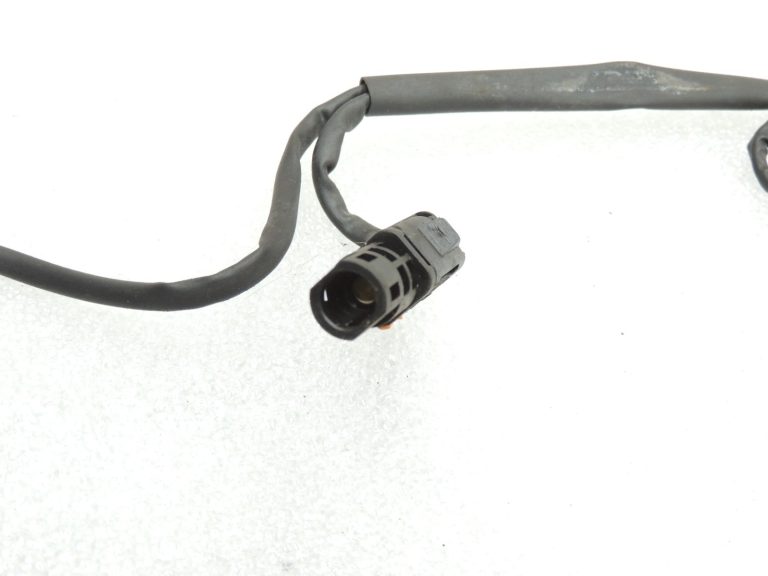 Oriģinālās Mercedes Benz OM651 oriģinālās vadu instalācijas kvēlspuldzes A6511501333