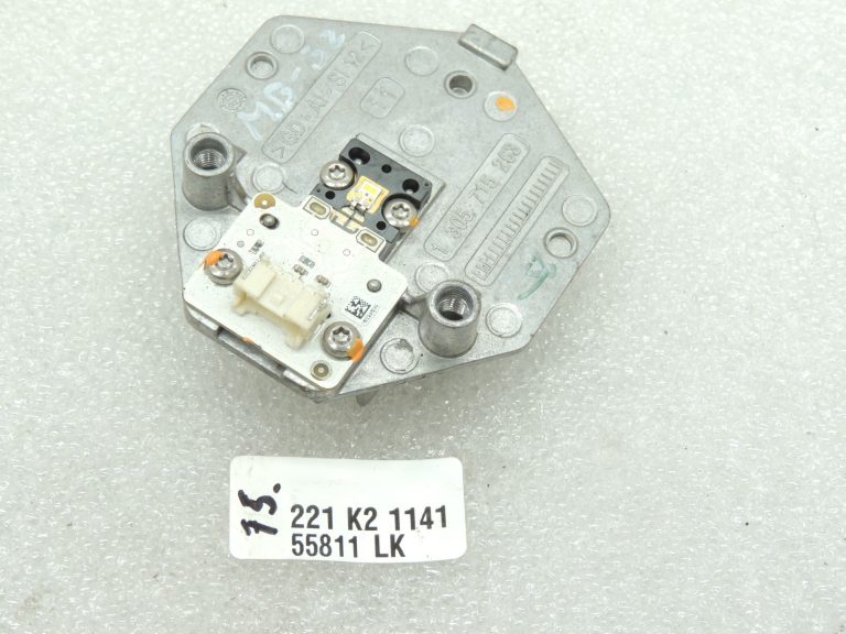 Oriģinālais Mercedes C-klases W205 priekšējo lukturu LED modulis 1305715263
