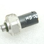 Oriģinālais Mercedes W205 C63 AMG gaisa kondicionēšanas spiediena slēdzis spiediena sensors A2110000283