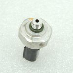 Oriģinālais Mercedes W205 C63 AMG gaisa kondicionēšanas spiediena slēdzis spiediena sensors A2110000283
