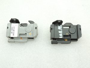 Oriģinālā aprīkojuma Mercedes W205 C63 AMG dzinēja pārsega bloķēšanas komplekts kreisais + labais A2048800260