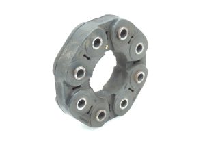 Oriģinālā Mercedes W205 C63 AMG M117 kardāna vārpsta Kardāna savienojums priekšējais disks A2404110115