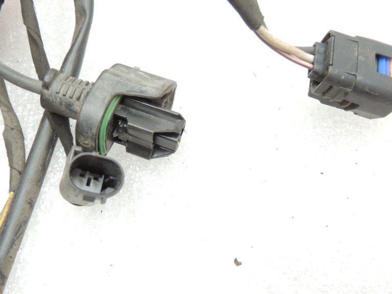 Renault Espace V MK5 JR 4Control virsbūves kabeļa savienotājs aizmugurējai asij