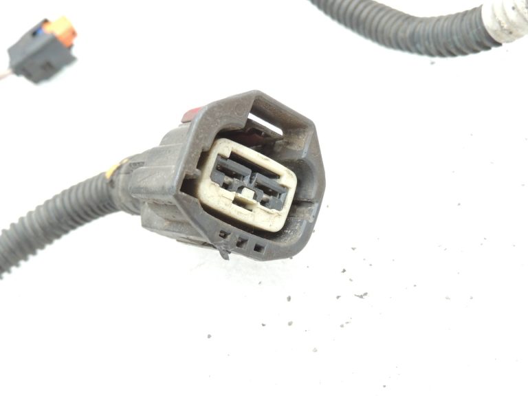Renault Espace V MK5 JR 4Control virsbūves kabeļa savienotājs aizmugurējai asij