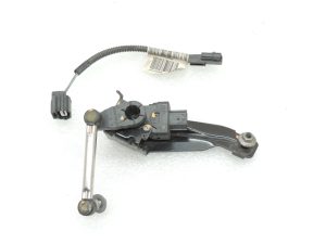 Renault Espace V MK5 JR Aizmugurējais LWR sensors ar vadu instalāciju Līmeņa sensors 538210780R